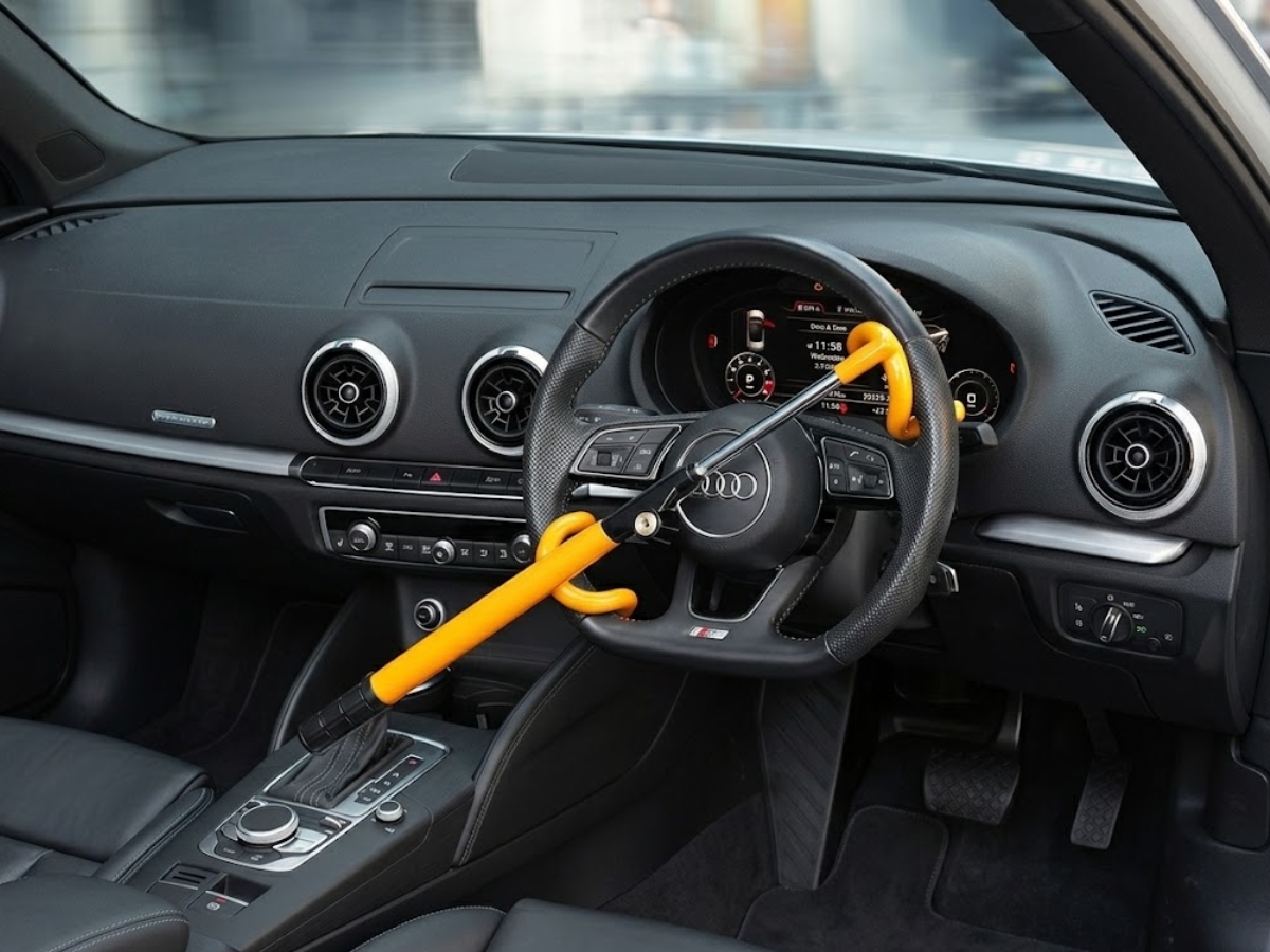 Steering Lock to apply or not - Photo Gallery