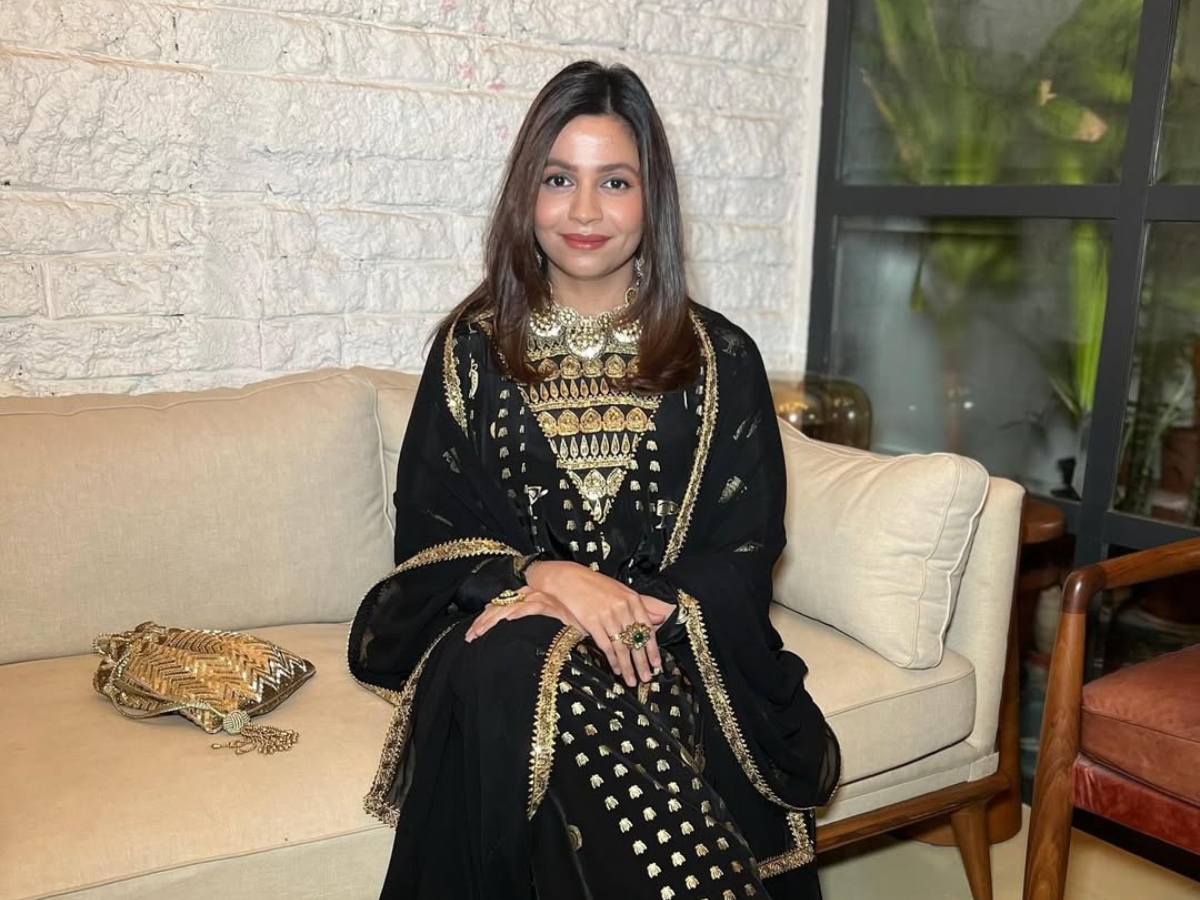 Networth - Photo Gallery