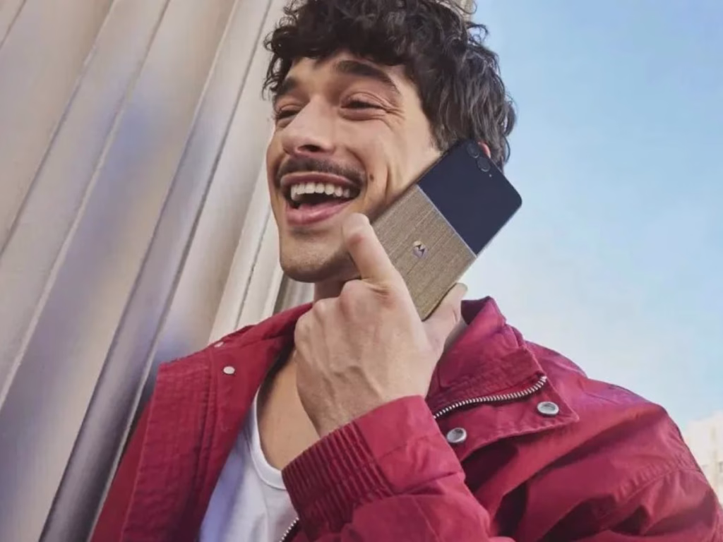 Fast charging keeps you moving - Photo Gallery