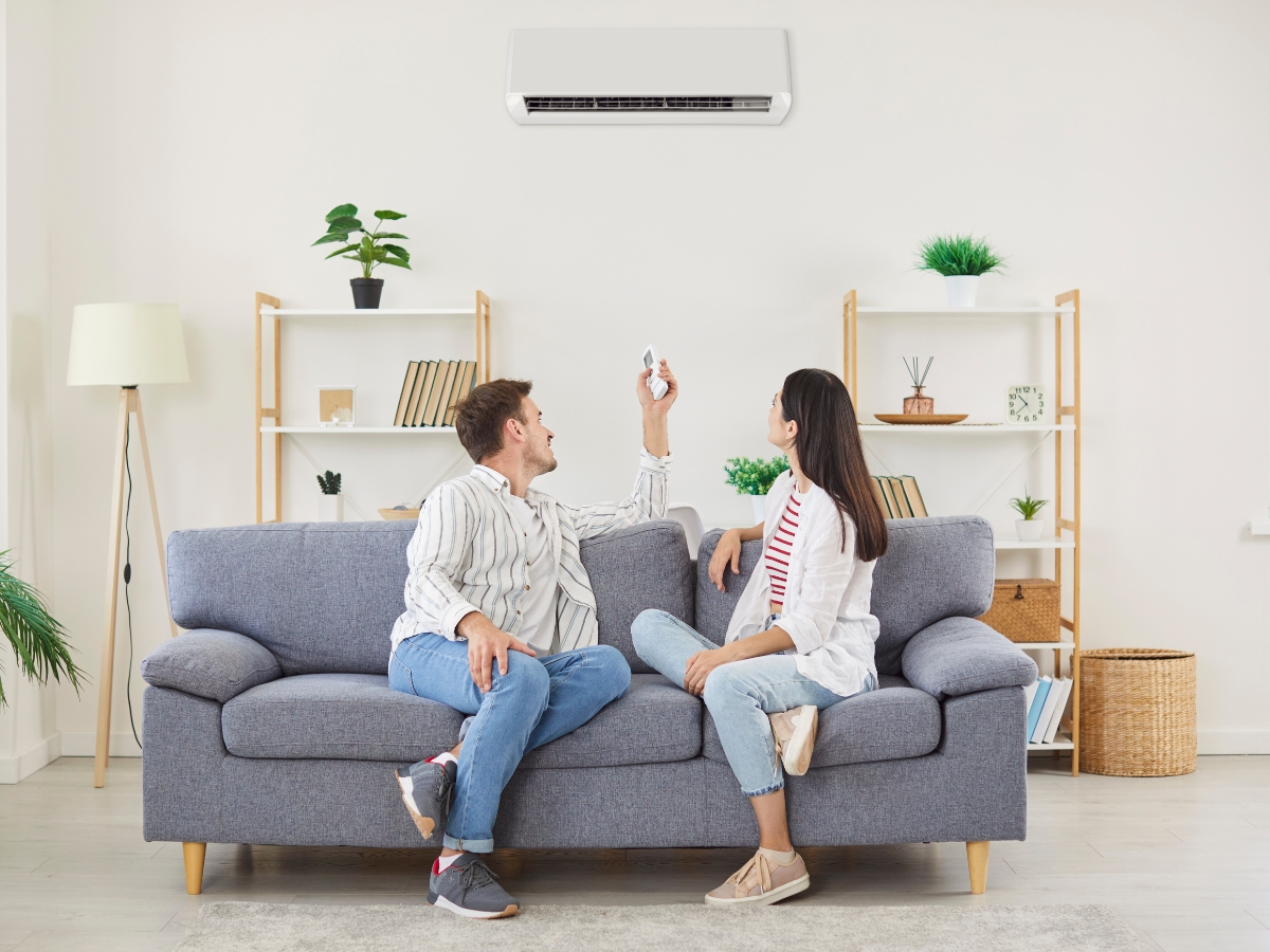 AC breaks down - Photo Gallery