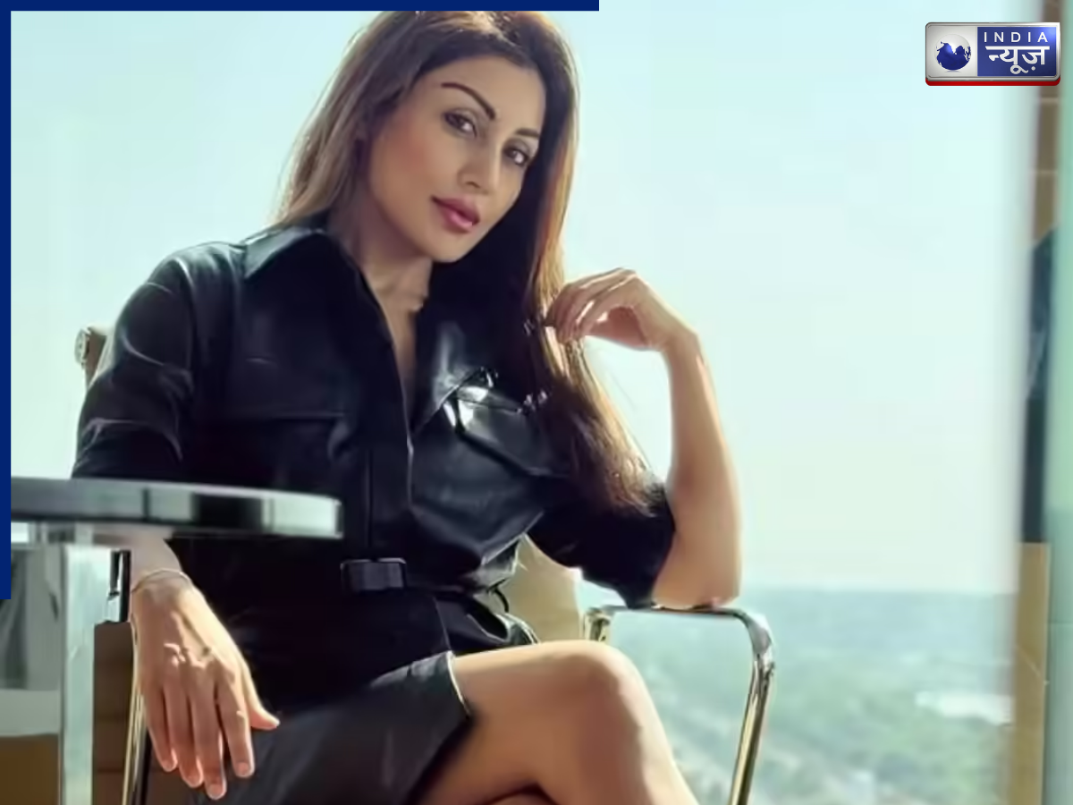 Actress Rimi Sen became Real Estate Agent - Photo Gallery