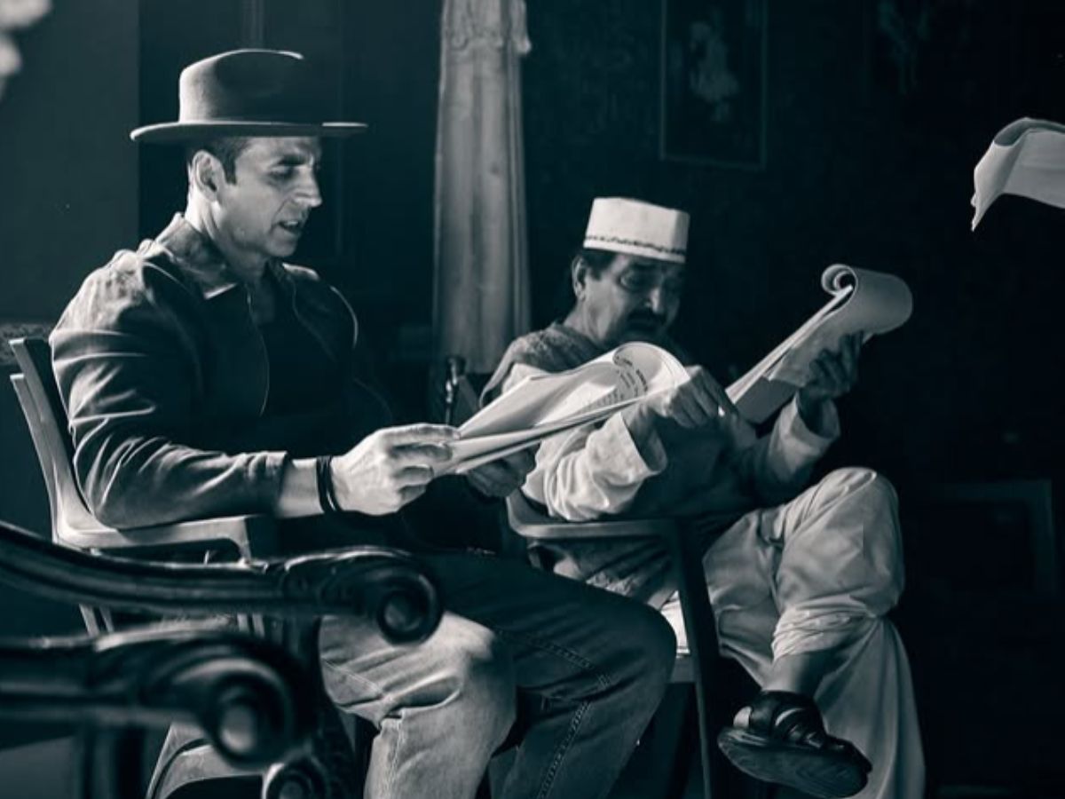 Bhooth Bangla Star Cast Fees:  करोड़ों का घाटा सहकर भी भूत बंगला में क्यों काम कर रहे अक्षय कुमार? जानें सभी स्टार कास्ट की फीस