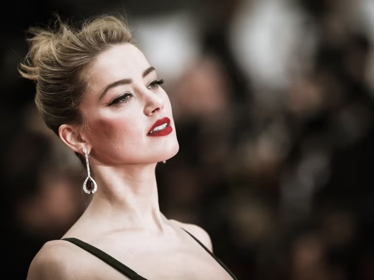 Amber Heard - Photo Gallery