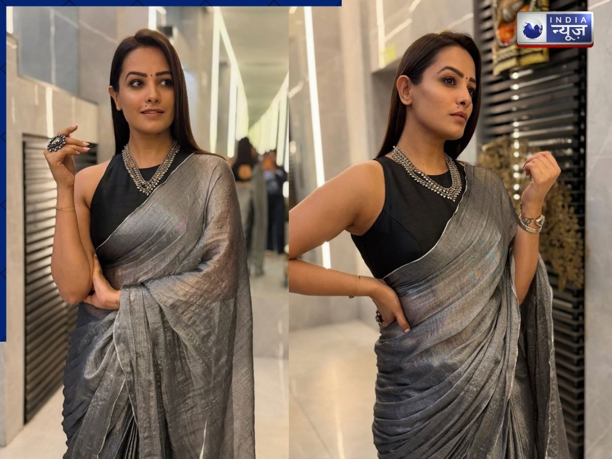 Anita Hassanandani's Sleeveless Blouse Designs - Photo Gallery