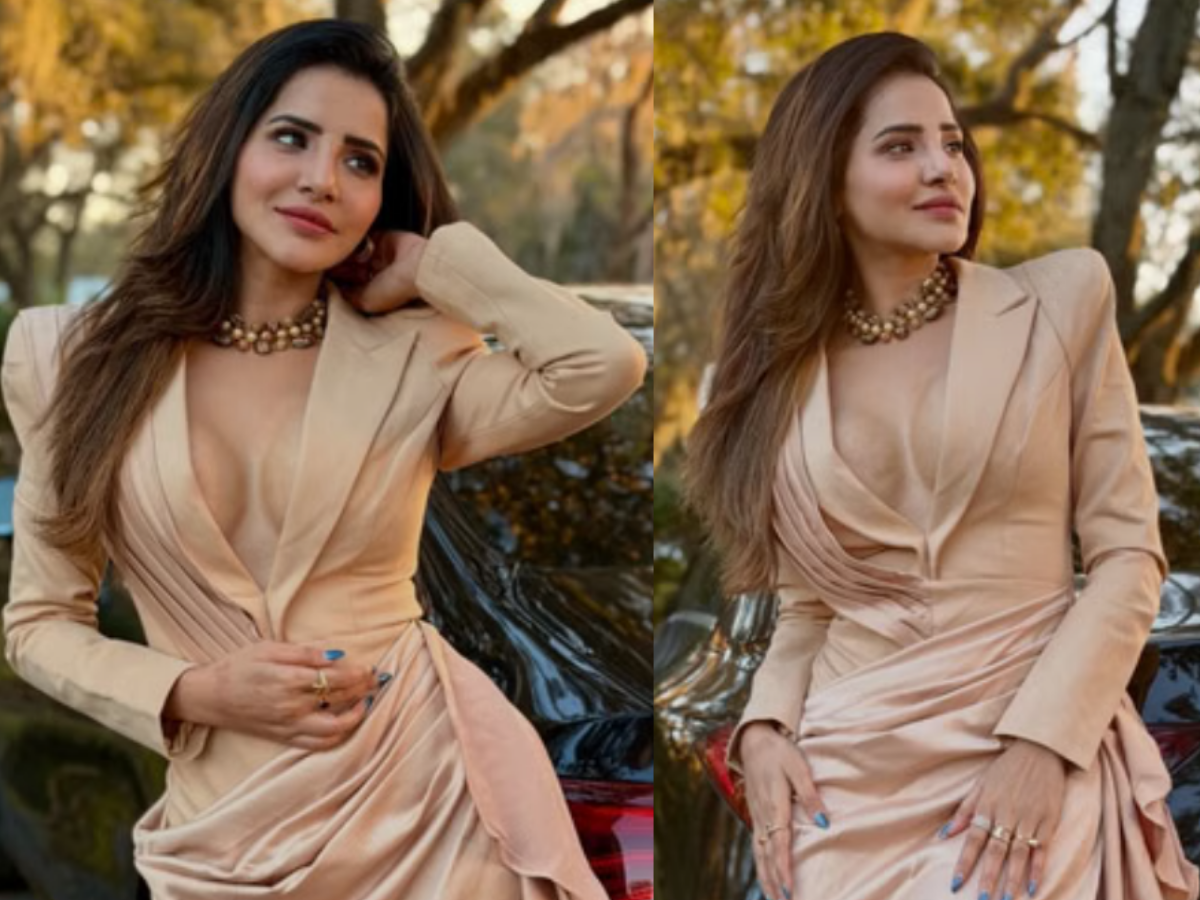 Ashu reddy career - Photo Gallery