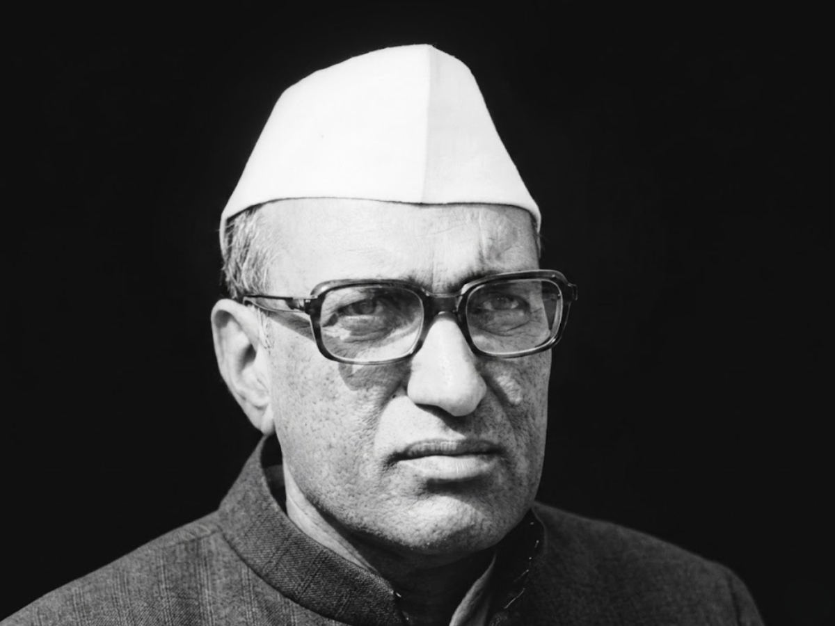 Bansilal Politics Party - Photo Gallery