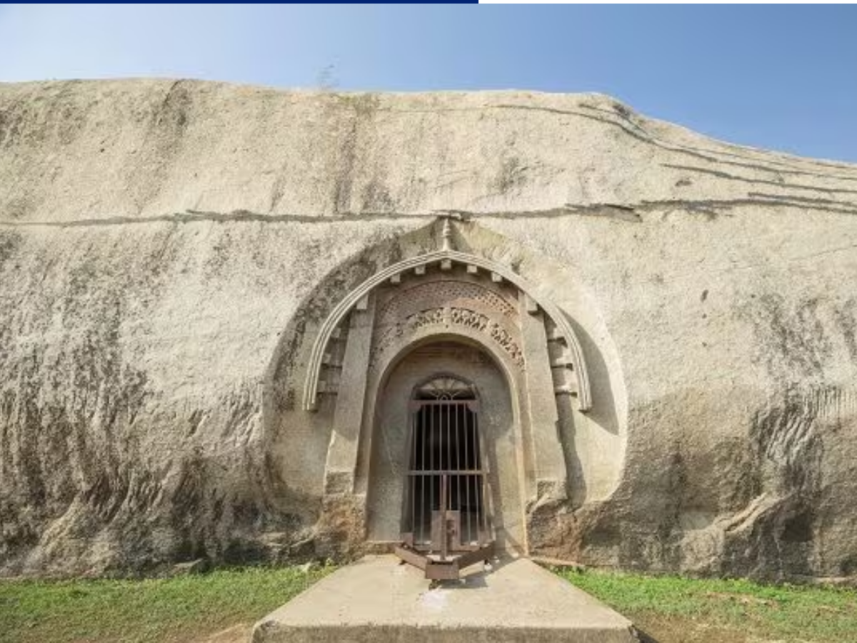 barabar caves - Photo Gallery