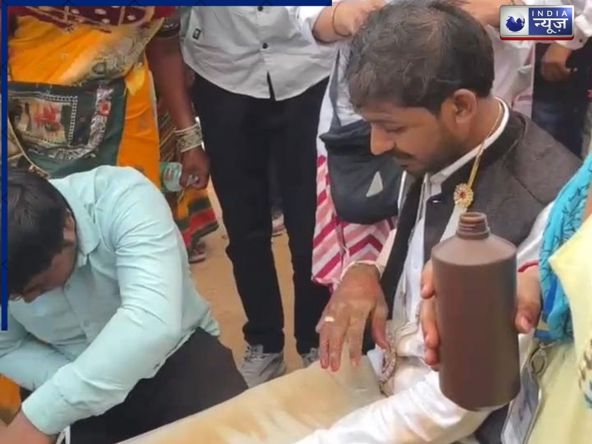 Betul Accident: बैतूल के घोड़ाडोंगरी में मुख्यमंत्री कन्यादान समारोह में बड़ा हादसा, डीजे वाहन भीड़ में घुसा, दूल्हा समेत कई घायल