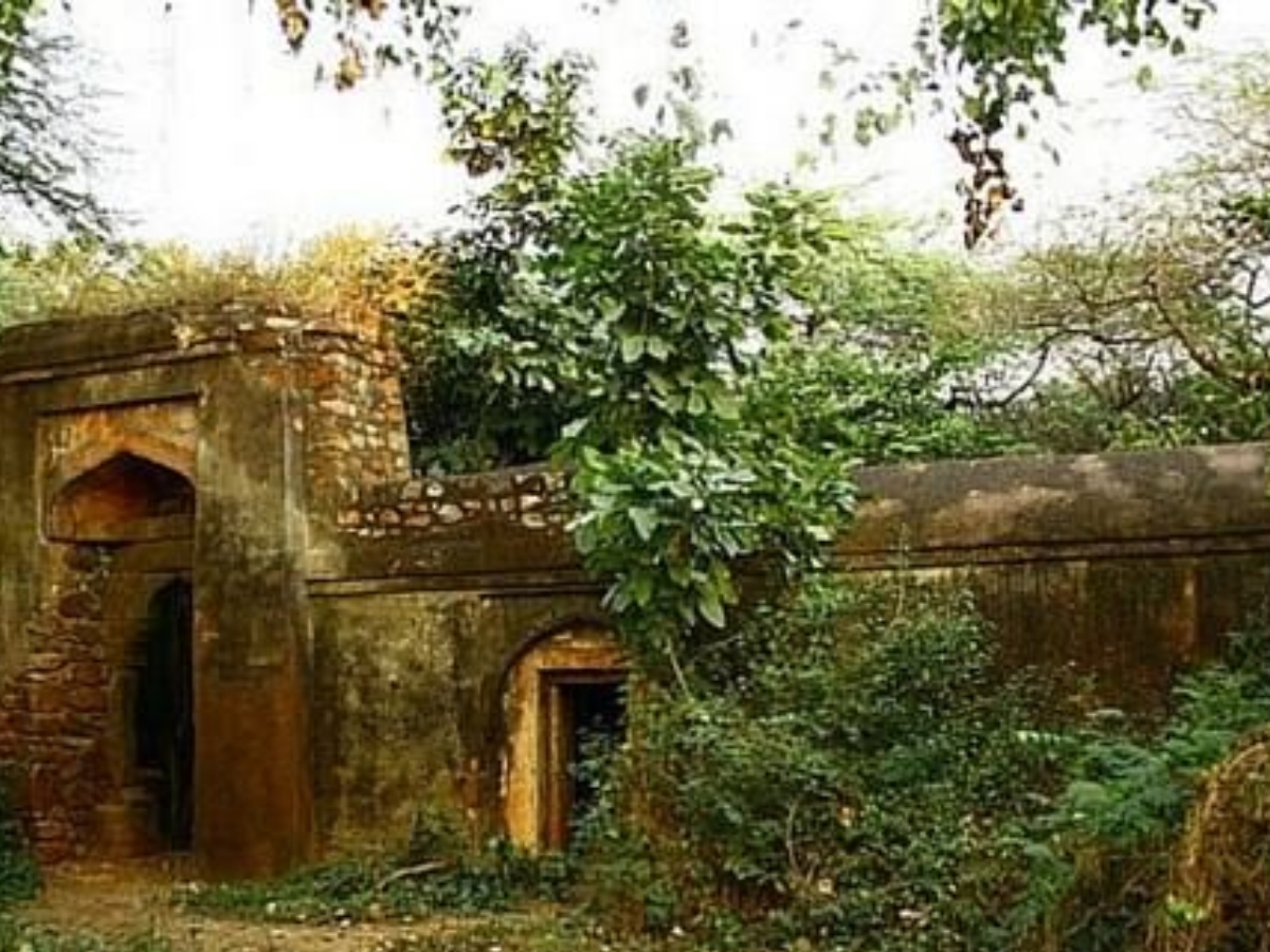 Bhuli Bhatiyari Ka Mahal - Photo Gallery