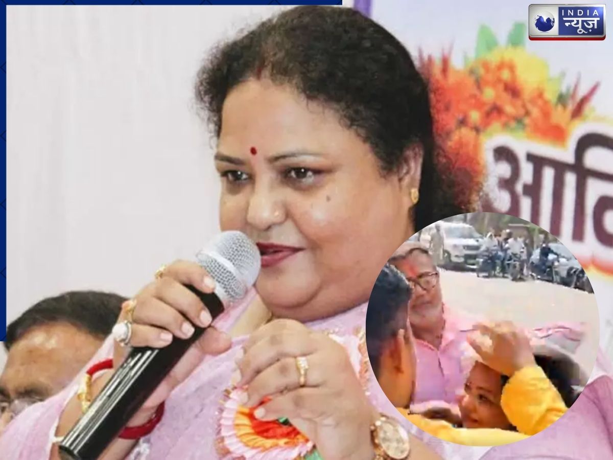 कौन हैं अनुपमा जायसवाल? अखिलेश-राहुल के पुतले फुंकने के दौरान झुलसा लिया खुद का चेहरा