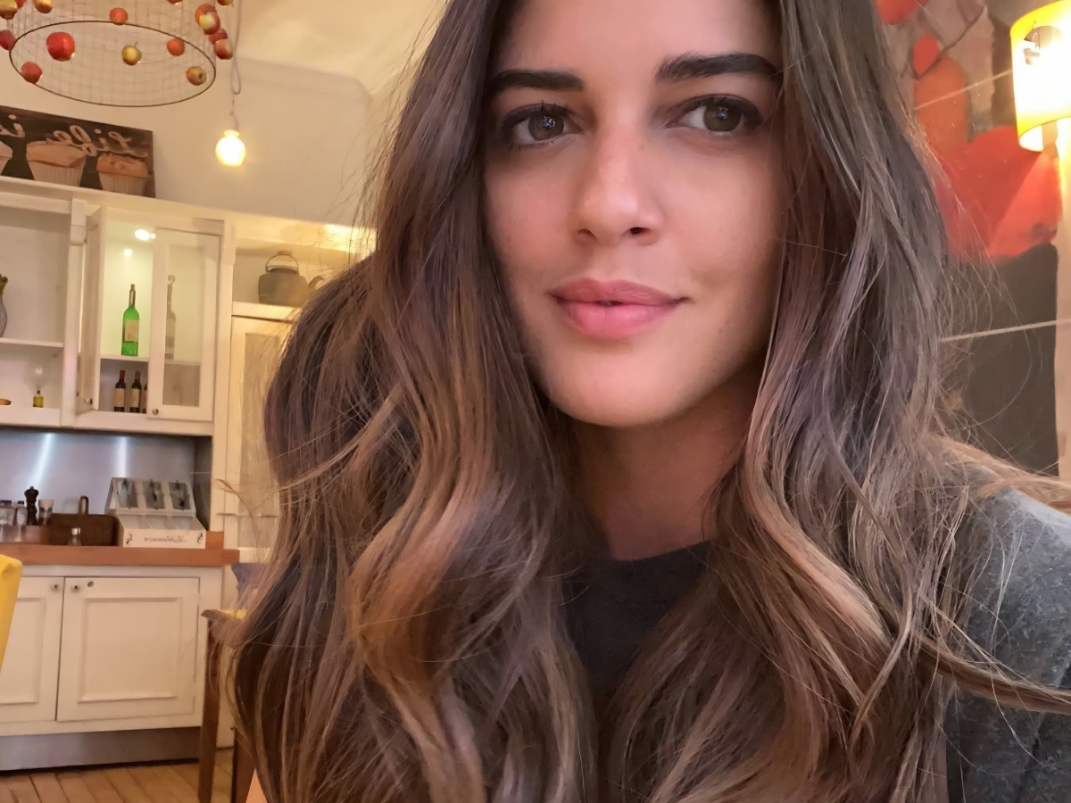 Brazil Actress Izabelle Leite - Photo Gallery