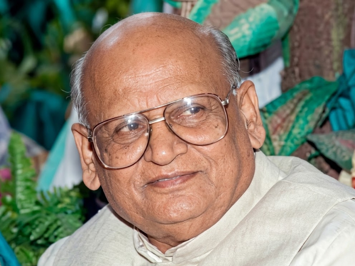 Chimanbhai Patel Resignation - Photo Gallery