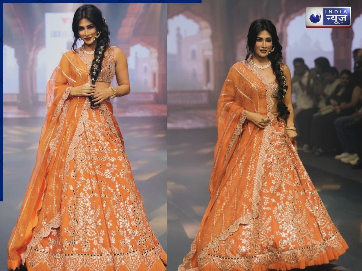 Fans go crazy over Chitrangada Singh. - Photo Gallery