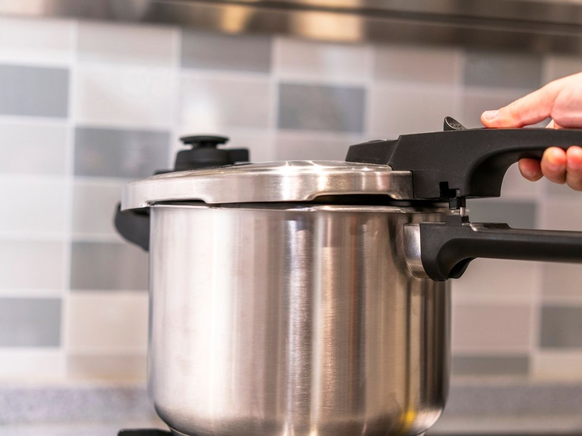 use of cooker - Photo Gallery