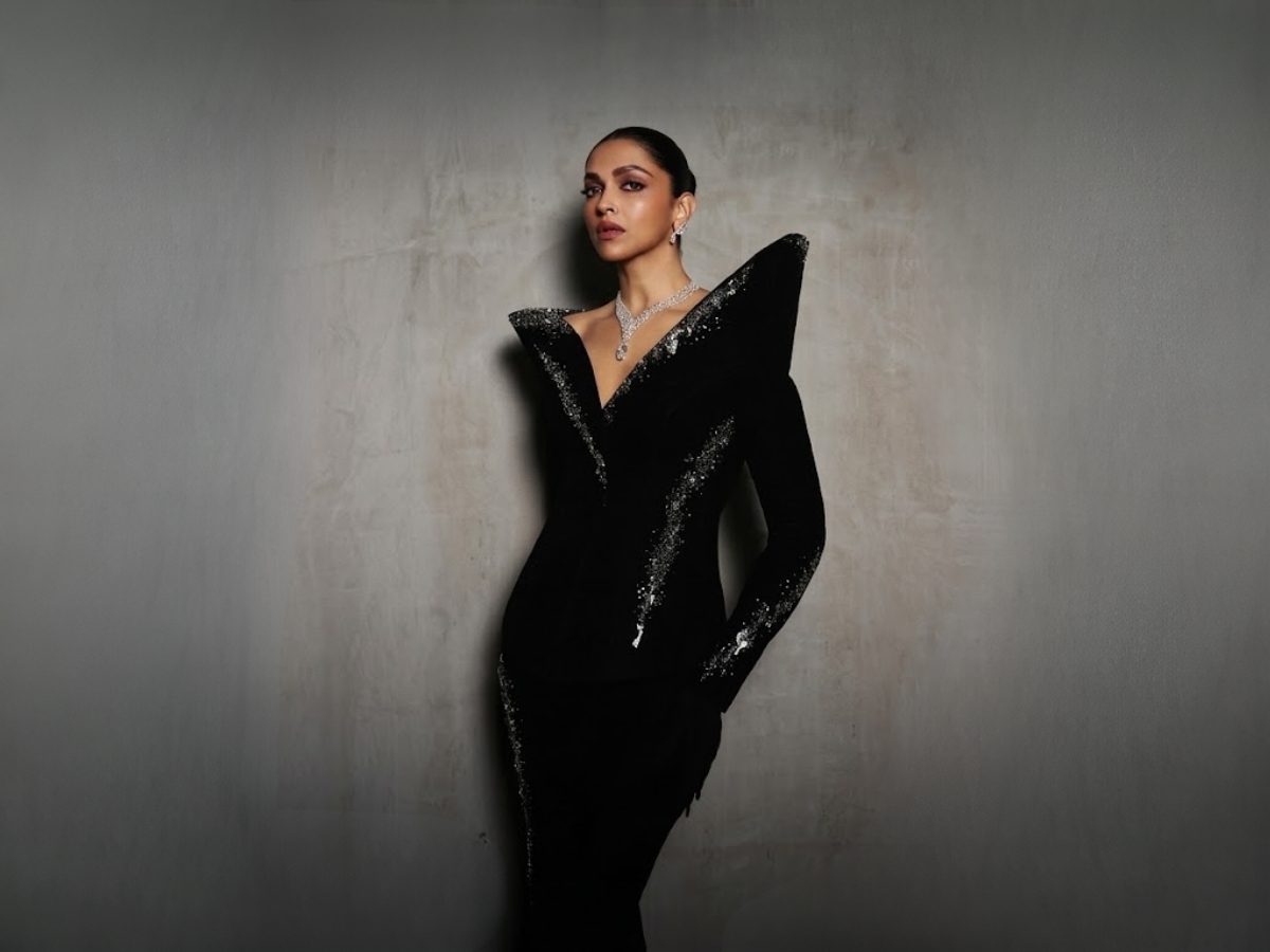 Deepika padukone fees in raaka - Photo Gallery