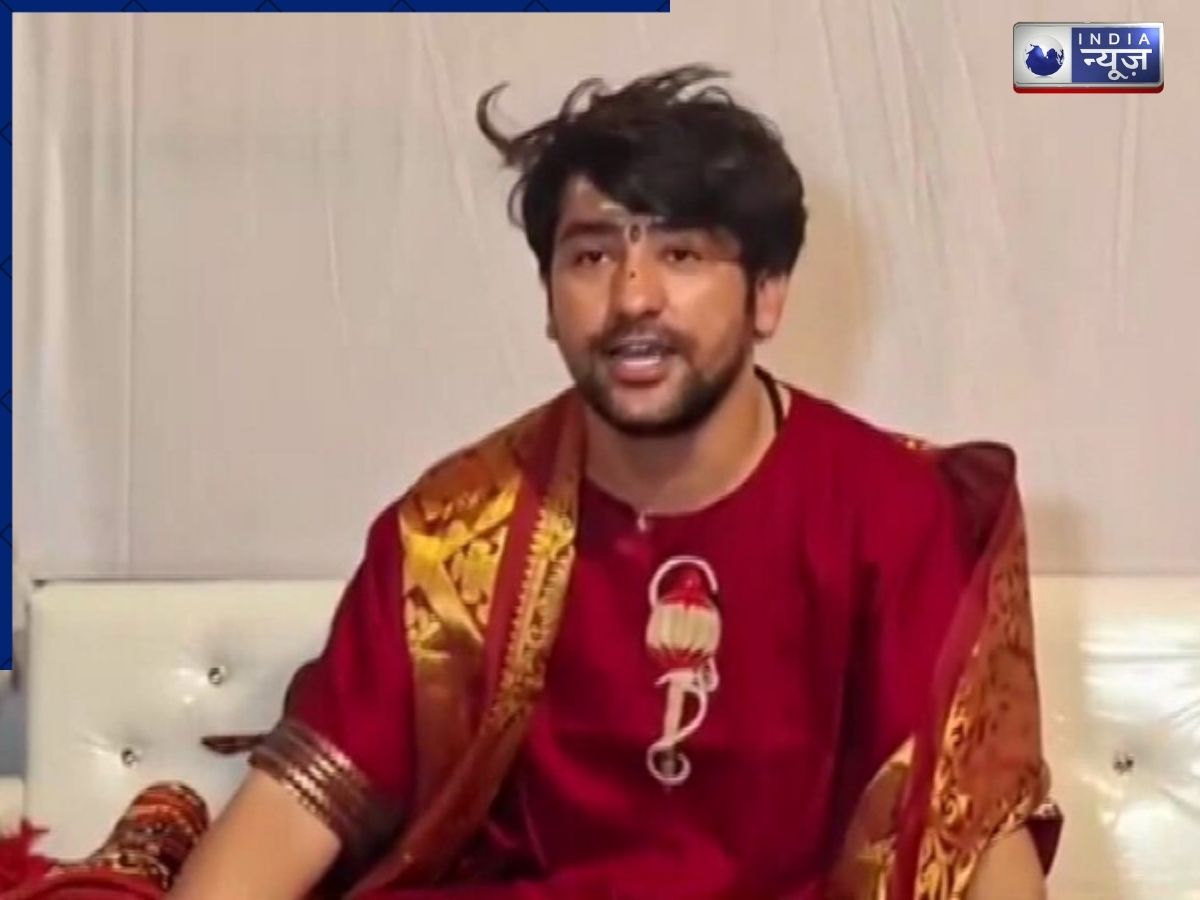 चार बच्चे पैदा और एक RSS वाले बयान पर धीरेंद्र शास्त्री का यू-टर्न, कहा- ‘मकसद रष्ट्रवादी बनाना…’