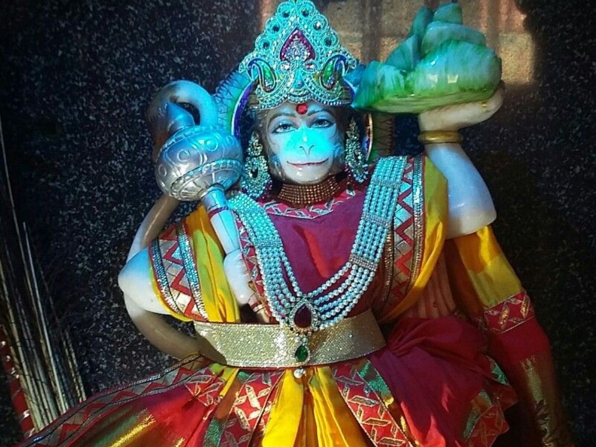 Donate Red Clothes on Hanuman Jayanti for Good Luck - Photo Gallery