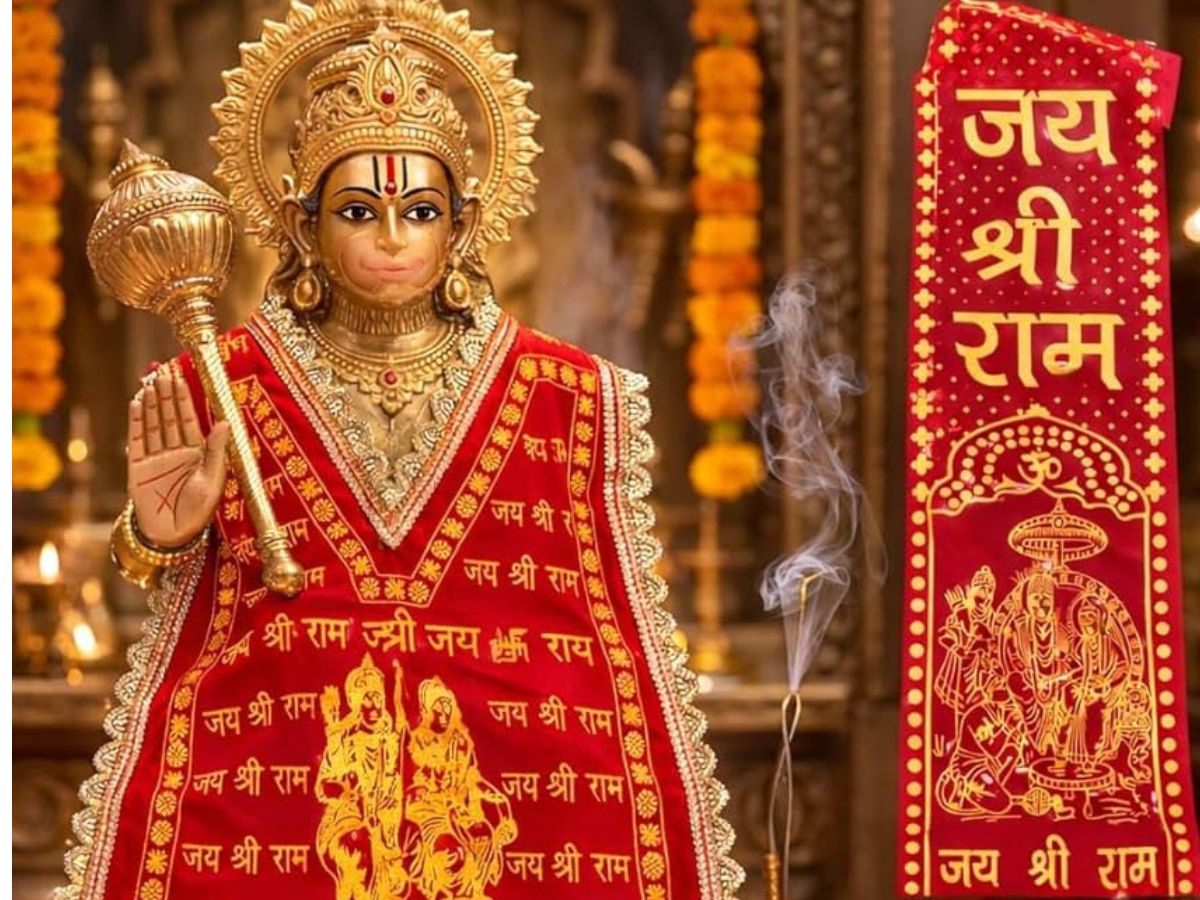 Mangalwar ko Kis Rang Ka Kapde Pehne - Photo Gallery