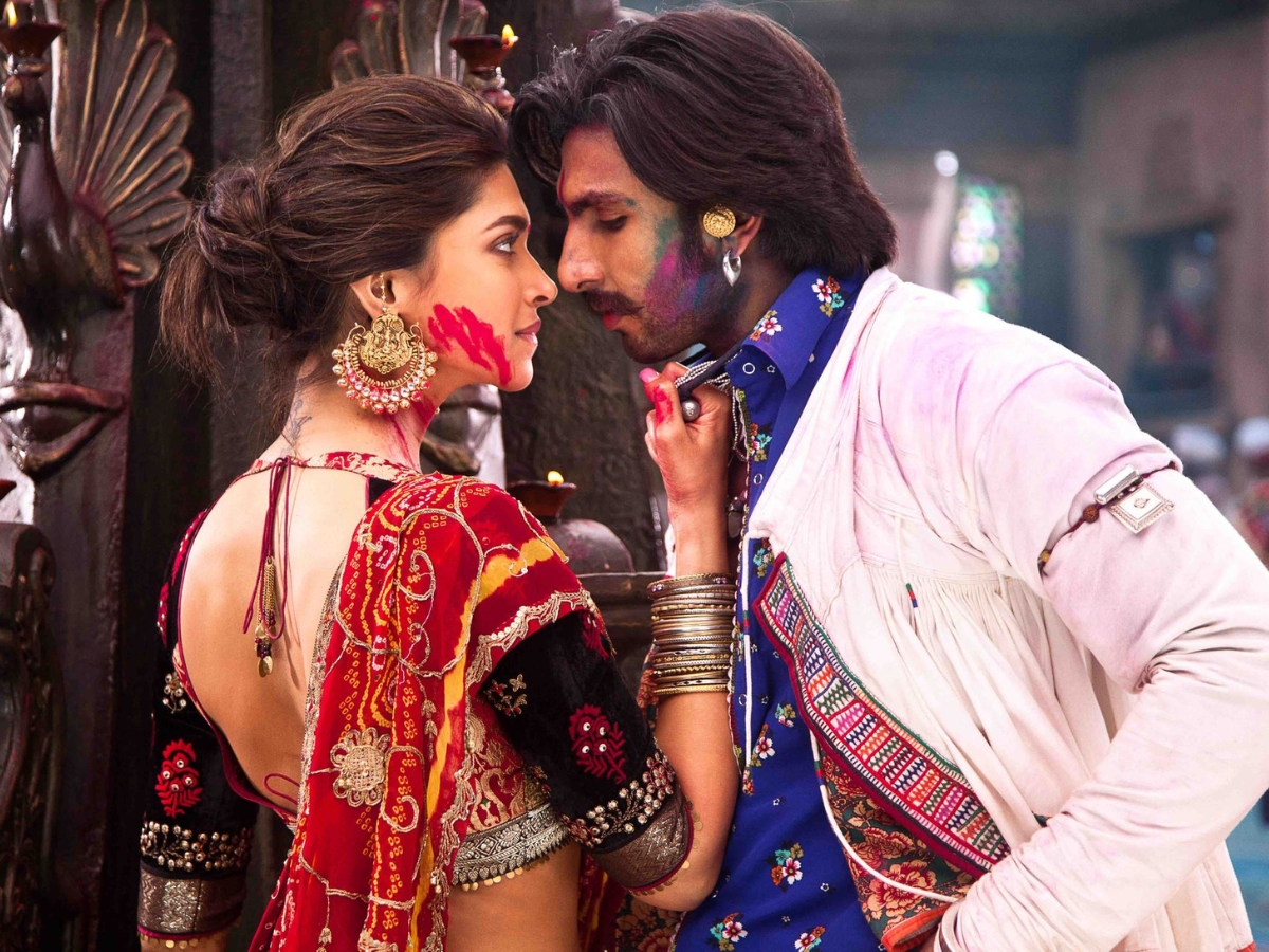 Goliyon Ki Raasleela RamLeela - Photo Gallery