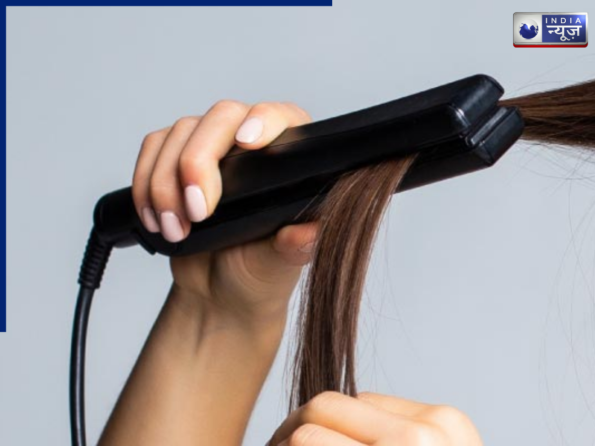 Hair Straightener: घर के कामों को आसान कर देगा हेयर स्ट्रेटनर, किचन से बेडरूम तक ऐसे करें इस्तेमाल - Photo Gallery