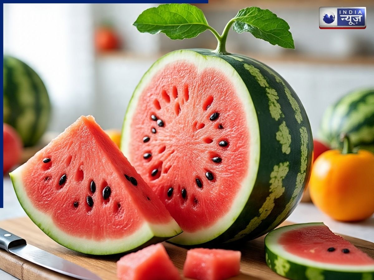 Pay attention to the color and texture of the watermelon rind. - Photo Gallery