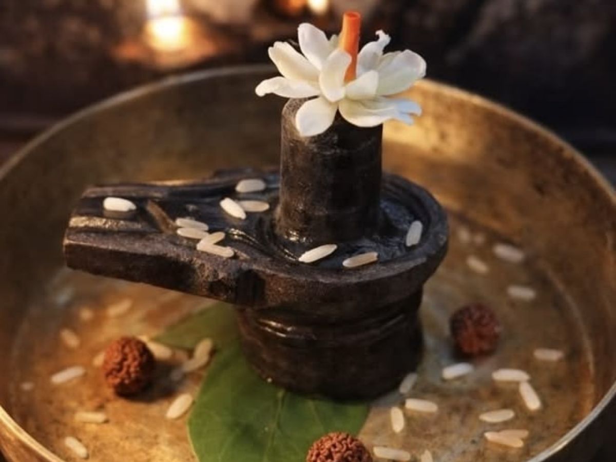 Ideal Shivling Size for Home - Photo Gallery