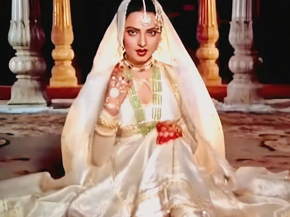 in ankhon ki masti - Photo Gallery