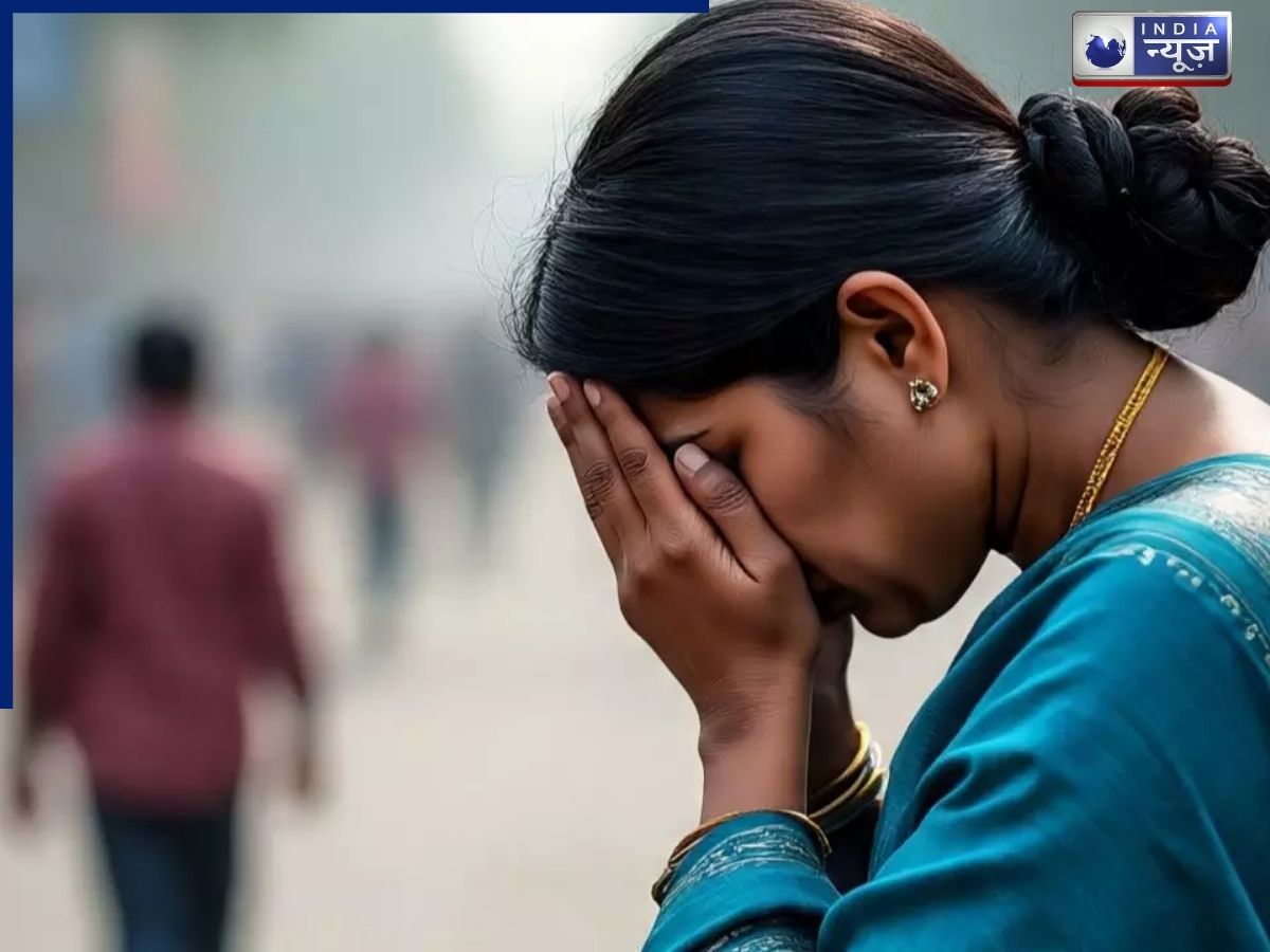 Maharashtra Crime: ‘शारीरिक संबंध बनाओ…, लाडकी बहिण योजना का ई-केवाईसी करने घर पहुंचा शख्स, फिर करने लगा ये हरकत