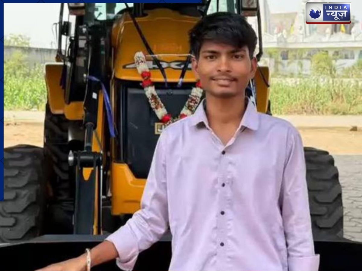 Chhattisgarh Crime: कांग्रेस नेता के घर में घुसे बदमाश, एक बेटे को उतारा मौत के घाट, दूसरे को किया घायल