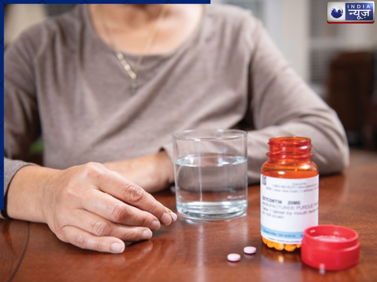 Medicine Side Effects: दवा के साथ क्या न खाएं, ये फूड्स कर सकते हैं नुकसान, सेहत पर पड़ सकता है बुरा असर