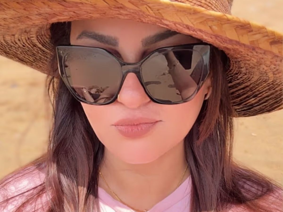 Javeria's Argument - Photo Gallery