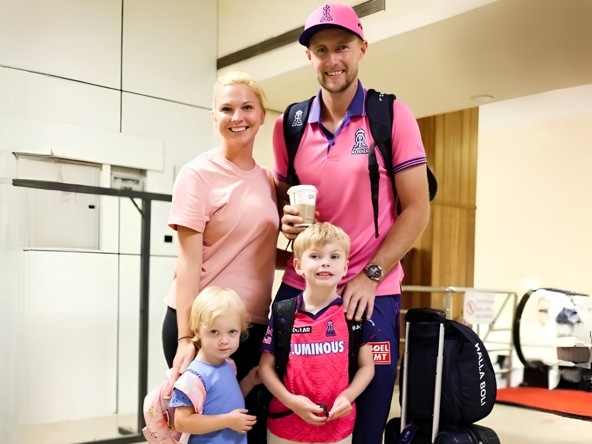Joe Root With His Family - Photo Gallery