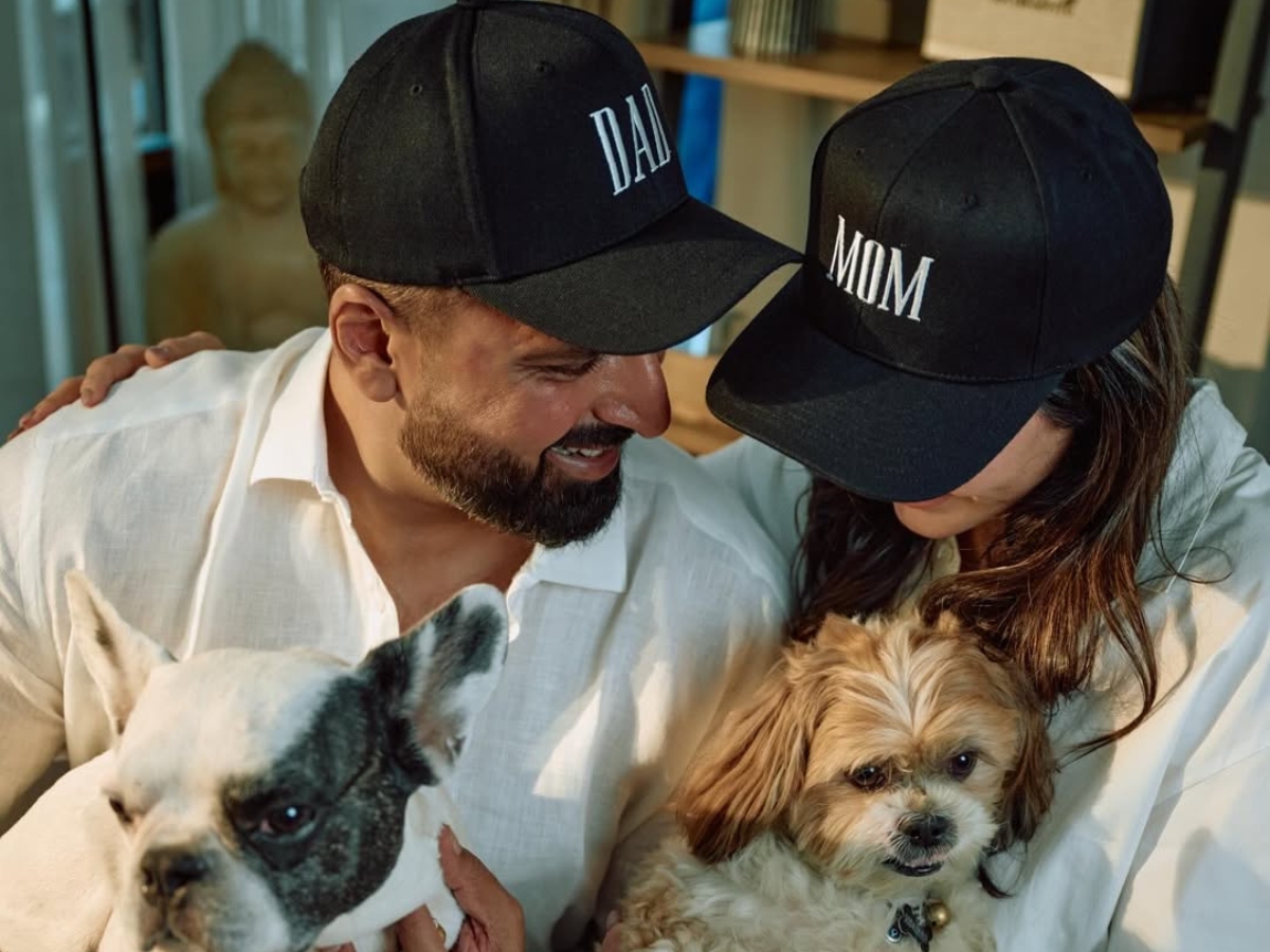 Karishma and Varun with Pets - Photo Gallery