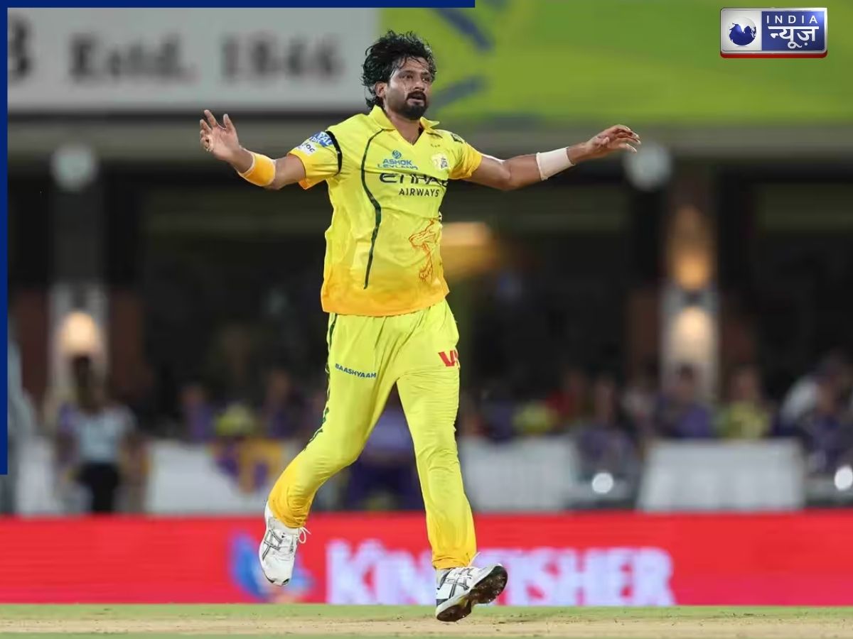 Khaleel Ahmed Injured - Photo Gallery