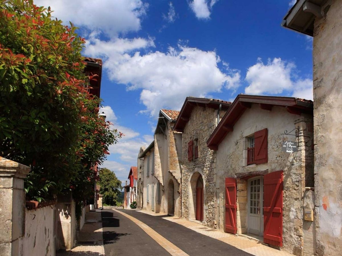 A World Free from Memories - Photo Gallery