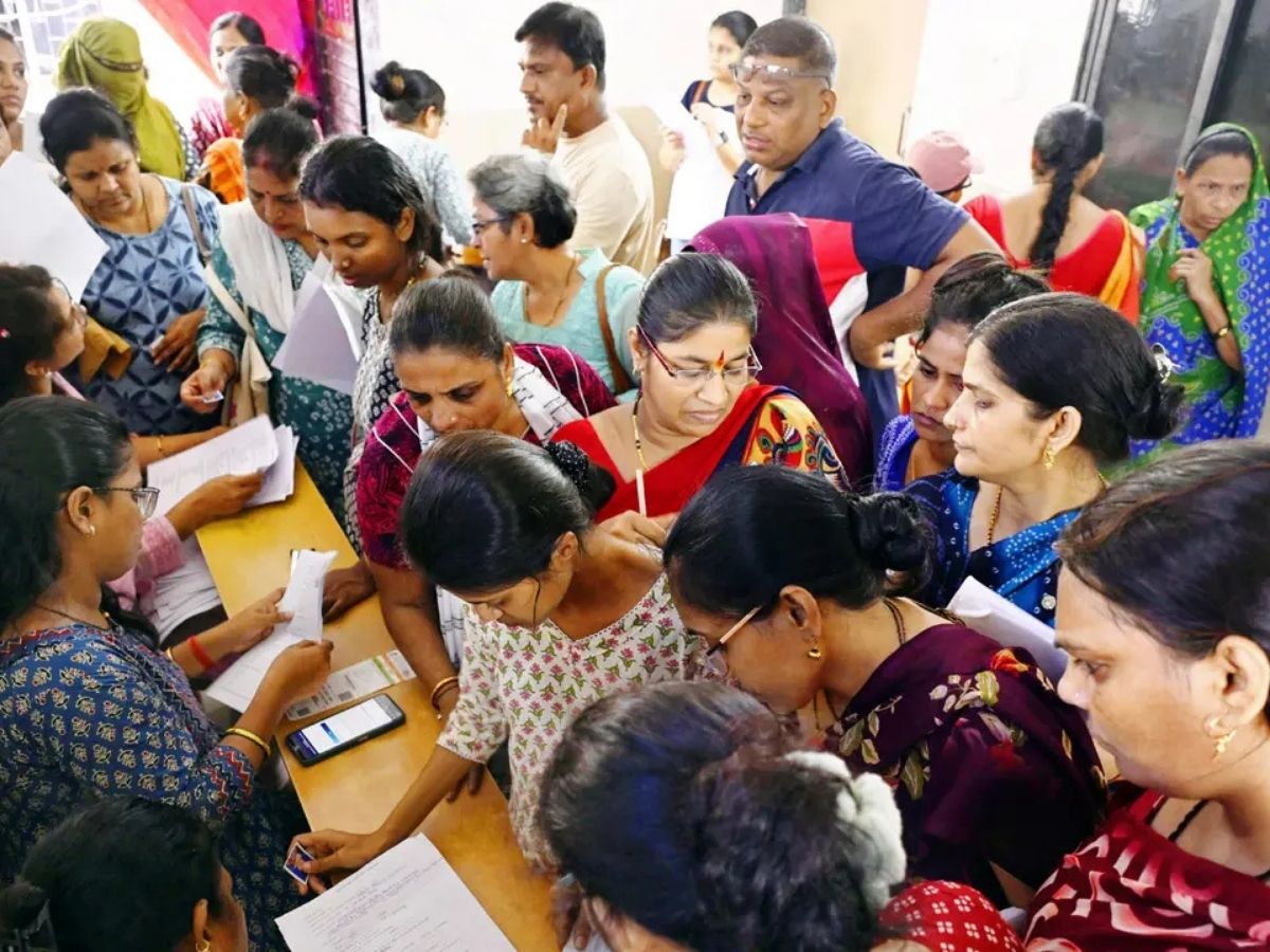 Maharashtra Ladki Bahin Yojana - Photo Gallery