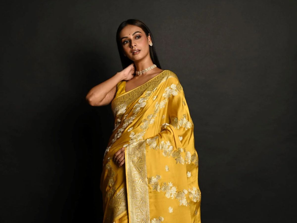 Mangalwar ko Kis Rang Ka Kapde Pehne - Photo Gallery