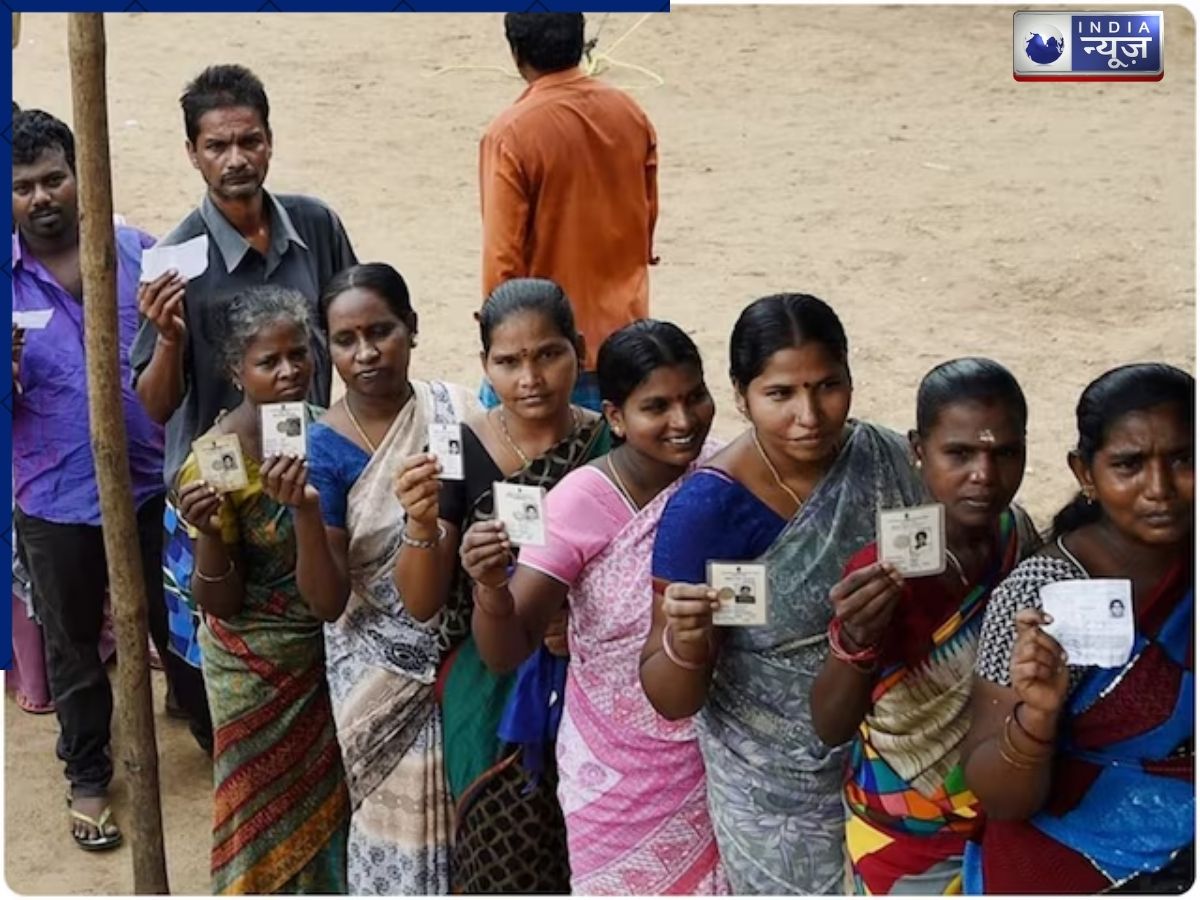 Tamil Nadu Election 2026 LIVE: सुबह 9 बजे तक 17.69% मतदान, स्टालिन ने डाला वोट, TVK प्रमुख विजय ने उठाई बड़ी मांग