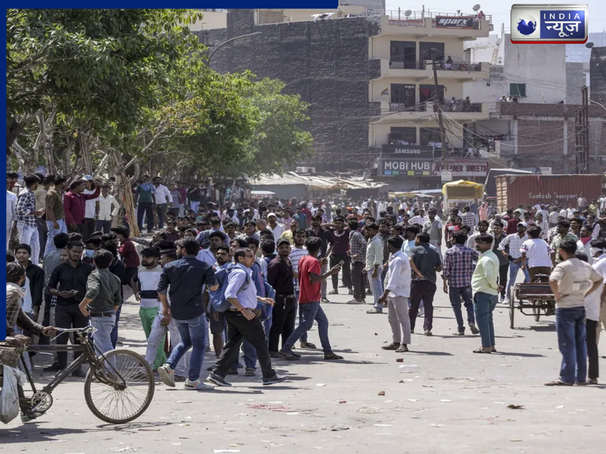 Vehicular movement halted since morning - Photo Gallery