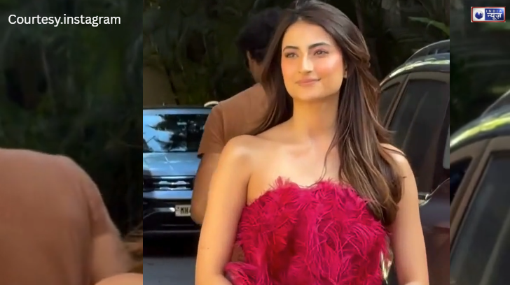 ‘बिजली गर्ल’ Palak Tiwari ने शार्ट छोटी ड्रेस में ढाया ऐसा कहर, टिकी रह गई फैंस की नजरें, देखें लेटेस्ट लुक!