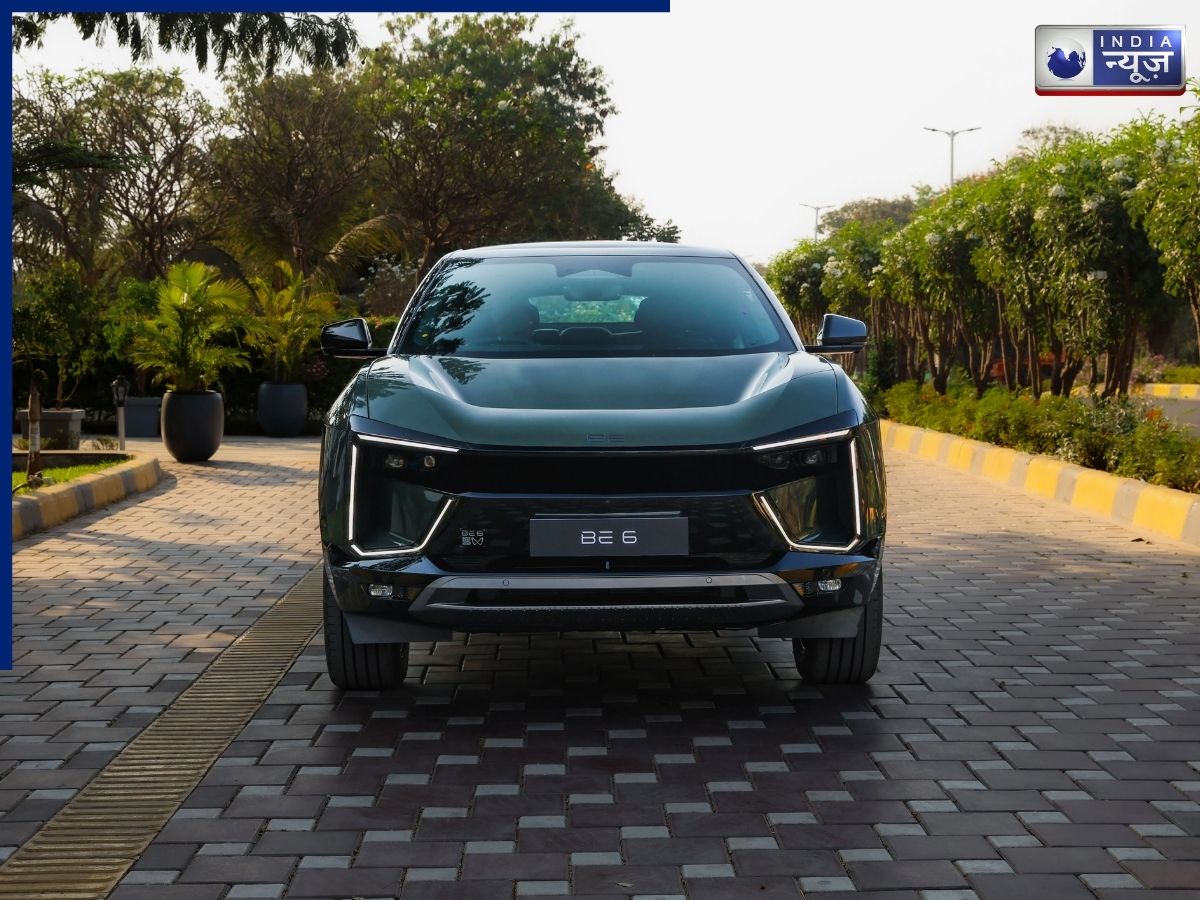 लेना चाहते हैं बड़े साइज की SUV? MG Hector vs Mahindra BE 6 में क्या रहेगी बेस्ट? किसमें मिलेंगे ज्यादा फीचर्स