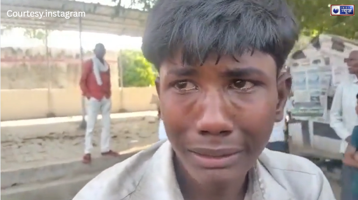 बस्ती में ‘खाकी’ का कहर, गरीब किशोर को दारोगा ने पीटा, फूट-फूट कर रोता रहा मासूम, वीडियो वायरल होने पर दारोगा सस्पेंड!