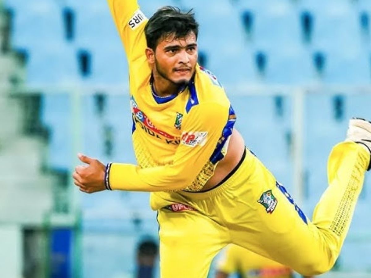 IPL 2026: 14 करोड़ी खिलाड़ी बेंच पर, CSK नहीं दे रहा मौका, ऑक्शन में लड़ लड़कर खरीदा था