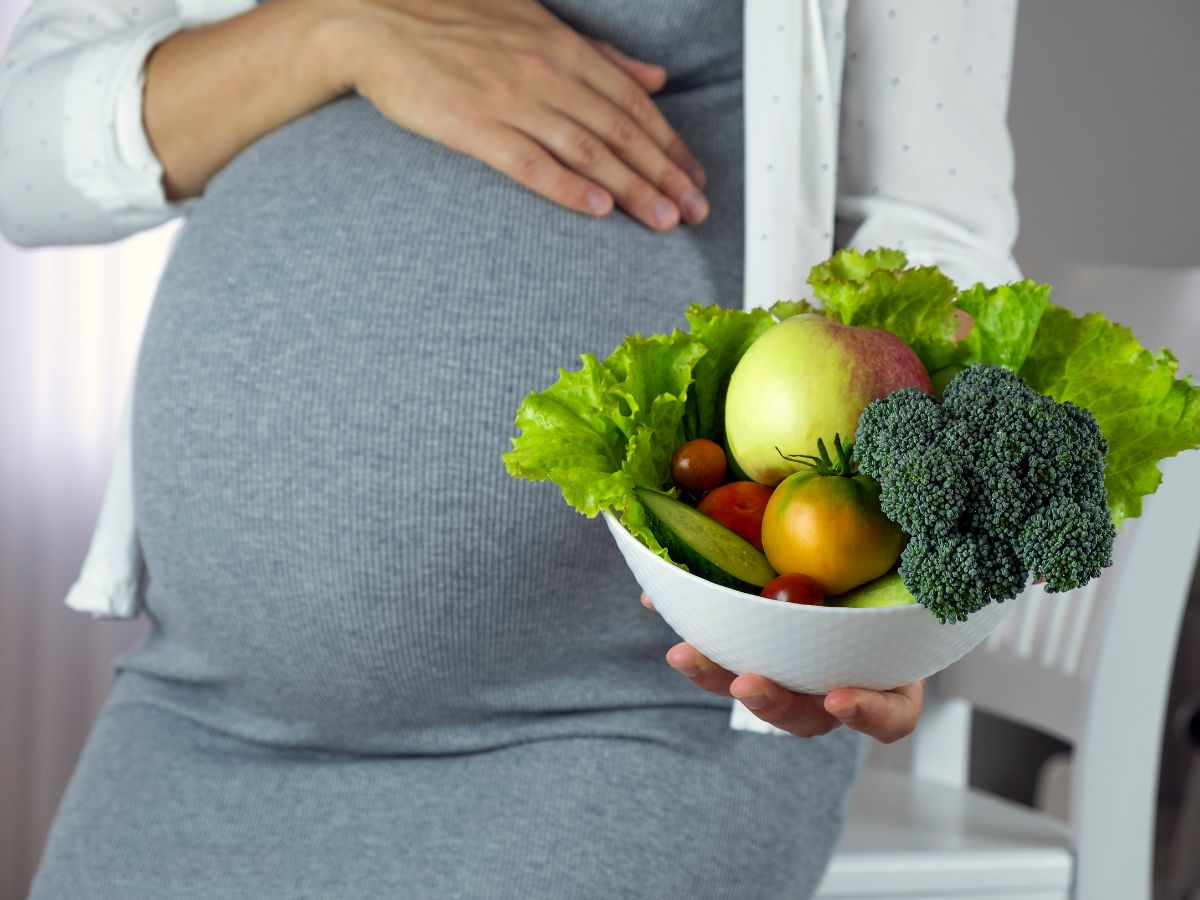 eat banana - Photo Gallery