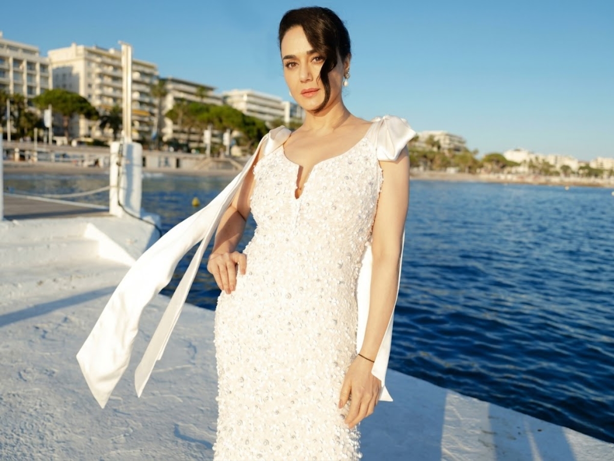 Preity Zinta los angeles house - Photo Gallery