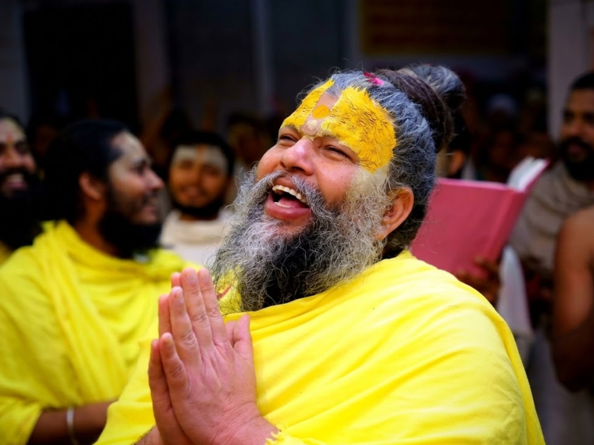 Don't Talk while bath - Photo Gallery