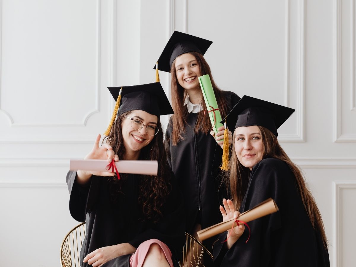 Best Commerce Career Options after 12th - Photo Gallery