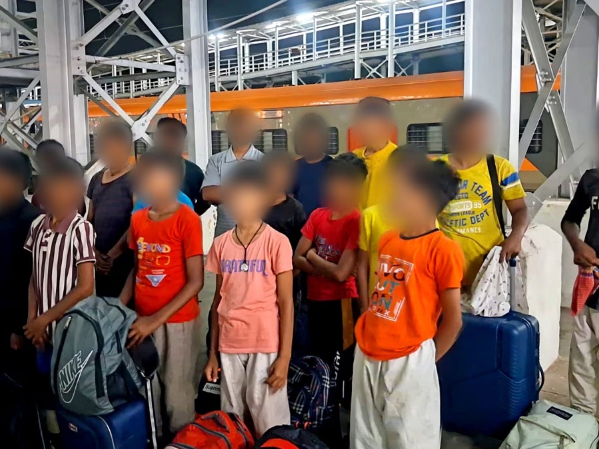 Odisha: कहां जा रहे थे 34 नाबालिग मुस्लिम लड़के? फलकनुमा एक्सप्रेस से RPF ने किया रेस्क्यू, बच्चों का बड़ा खुलासा