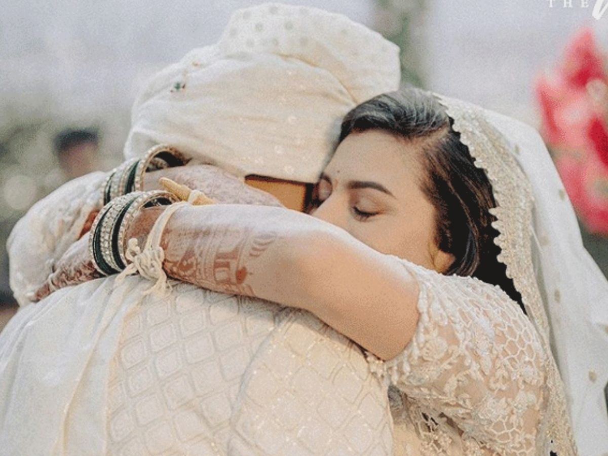 पति-पत्नी दोनों क्रिकेटर, सालों तक करते रहे डेट, फिर रचाई शादी, दिलचस्प है स्टार बल्लेबाज की लव स्टोरी