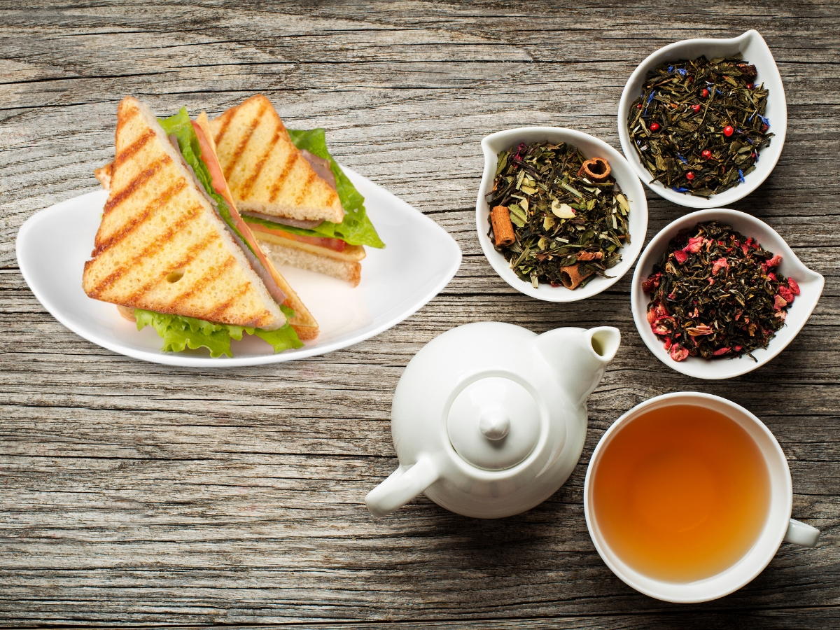 sandwich and tea - Photo Gallery